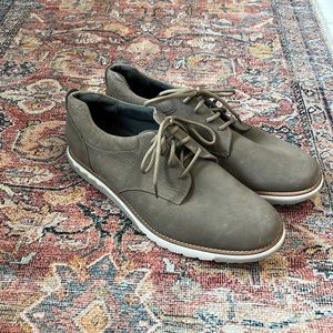 Men’s Hush Puppies Oxford Shoes